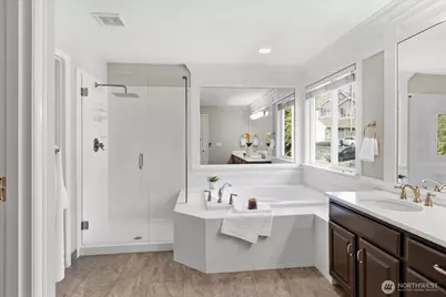 20111 25th Drive SE, Bothell, WA 98012 - Photo 26