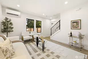 526 N 100th St, Seattle, WA 98133 - Photo 6