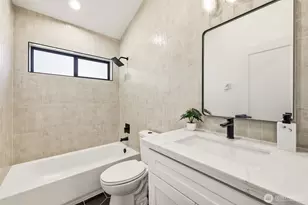 526 N 100th St, Seattle, WA 98133 - Photo 18