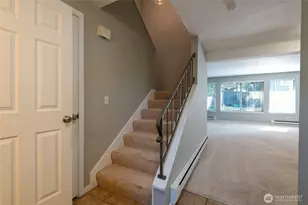 5229 188th St SW, Lynnwood, WA 98037 - Photo 2