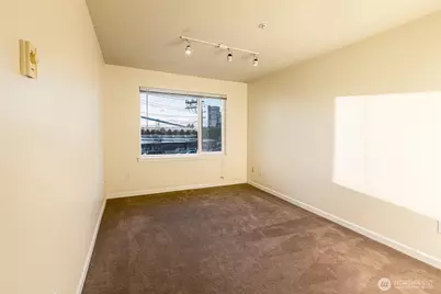 500 Elliott Avenue W #303, Seattle, WA 98119 - Photo 8