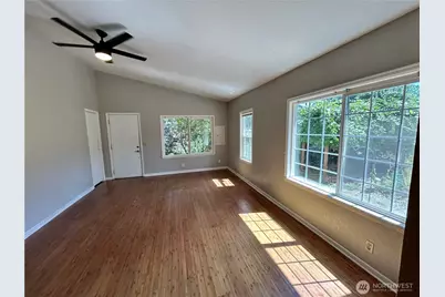 1203 Central Street NE, Olympia, WA 98506 - Photo 6