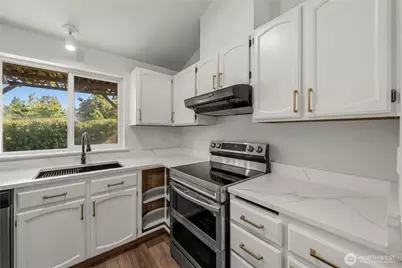 [Address not provided], Tacoma, WA 98444 - Photo 34