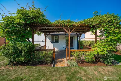 [Address not provided], Tacoma, WA 98444 - Photo 6