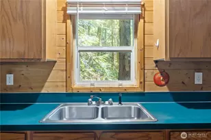81 E Sylvan Rd, Shelton, WA 98584 - Photo 12
