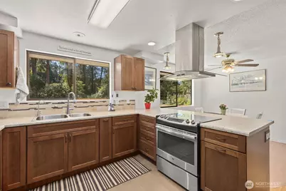 15967 186th Avenue NE, Woodinville, WA 98072 - Photo 8