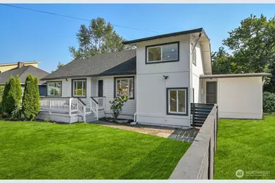 305 NW 7th Street, Renton, WA 98057 - Photo 2