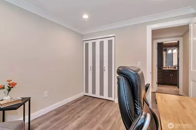 4183 W Lake Sammamish Parkway SE #B104, Bellevue, WA 98008 - Photo 8