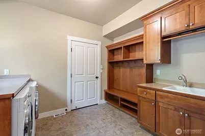 6516 86th Avenue W, University Place, WA 98467 - Photo 12
