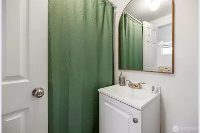 9201 36 Avenue S, Seattle, WA 98118 - Photo 26