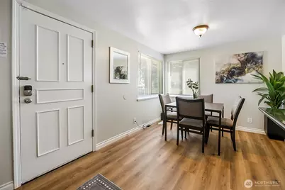 9201 36 Avenue S, Seattle, WA 98118 - Photo 6