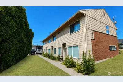 701 S Kenyon St, Seattle, WA 98108 - Photo 2