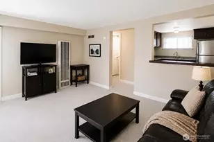 701 S Kenyon St, Seattle, WA 98108 - Photo 4
