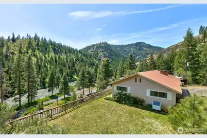 15547 State Route 410, Naches, WA 98937 - Photo 6
