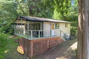 550 E Lakeshore Dr W, Shelton, WA 98584 - Photo 2