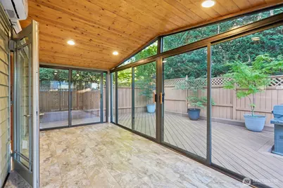 7343 19th Avenue NE, Seattle, WA 98115 - Photo 10