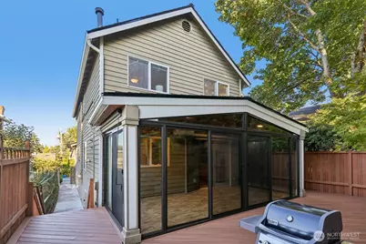 7343 19th Avenue NE, Seattle, WA 98115 - Photo 12