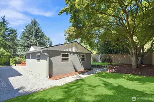 14022 Roslyn Pl N, Seattle, WA 98133 - Photo 22