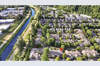 15637 NE 92nd Way #B2101, Redmond, WA 98052 - Photo 2