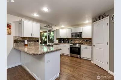 14700 NW 9th Place, Vancouver, WA 98685 - Photo 10