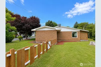 1616 Cherry Street, Oroville, WA 98844 - Photo 2