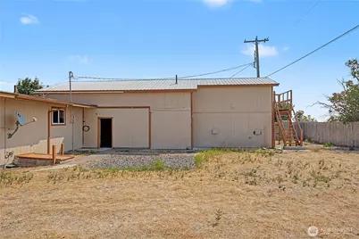 199 E Montmorency Boulevard, Quincy, WA 98848 - Photo 2