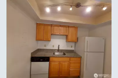 14665 NE 34th Street #B22, Bellevue, WA 98007 - Photo 4