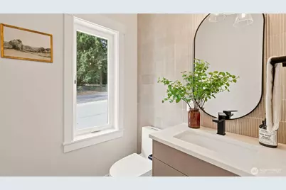 10930 NE 120th Street, Kirkland, WA 98034 - Photo 16