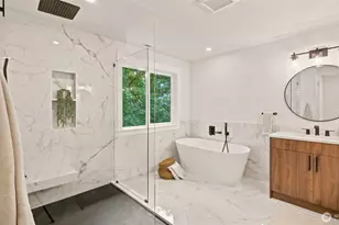 10930 NE 120th St, Kirkland, WA 98034 - Photo 22