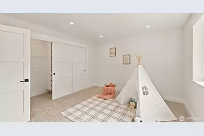 10930 NE 120th Street, Kirkland, WA 98034 - Photo 30