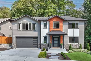 10930 NE 120th St, Kirkland, WA 98034 - Photo 2
