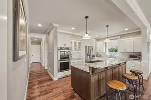 2019 29th Pl, Anacortes, WA 98221 - Photo 4