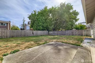 6410 58th Street NE, Marysville, WA 98270 - Photo 24