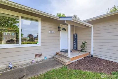 6410 58th Street NE, Marysville, WA 98270 - Photo 4