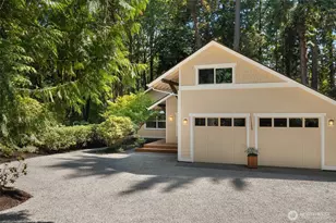 14744 Sivertson Rd NE, Bainbridge Island, WA 98110 - Photo 32