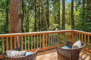 14744 Sivertson Rd NE, Bainbridge Island, WA 98110 - Photo 16