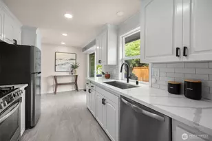 661 Birch St, Edmonds, WA 98020 - Photo 12