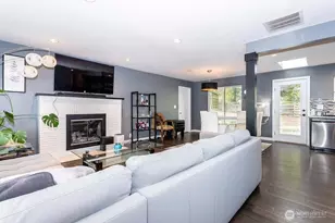 10750 61st Ave S, Seattle, WA 98178 - Photo 6