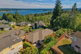 7685 Esther Pl NW, Silverdale, WA 98383 - Photo 4