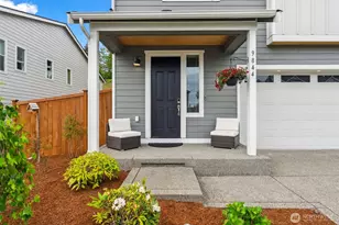 9844 Prospect Pl, Gig Harbor, WA 98332 - Photo 2