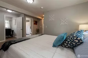 9320 220th St SW, Edmonds, WA 98020 - Photo 22