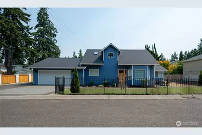 9320 220th Street SW, Edmonds, WA 98020 - Photo 2
