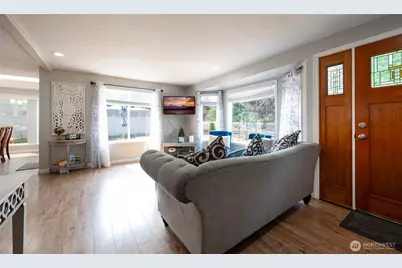9320 220th Street SW, Edmonds, WA 98020 - Photo 4