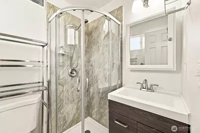 15425 SE 11th Street, Bellevue, WA 98007 - Photo 14