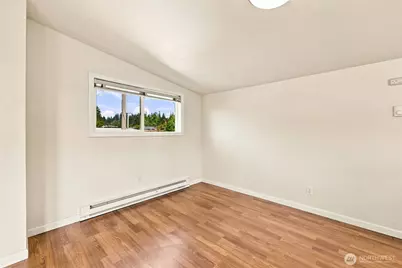 15425 SE 11th Street, Bellevue, WA 98007 - Photo 16