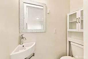 15425 SE 11th St, Bellevue, WA 98007 - Photo 18