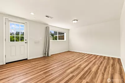 15425 SE 11th Street, Bellevue, WA 98007 - Photo 22