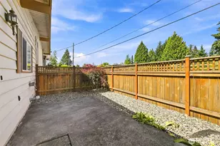 15425 SE 11th St, Bellevue, WA 98007 - Photo 24