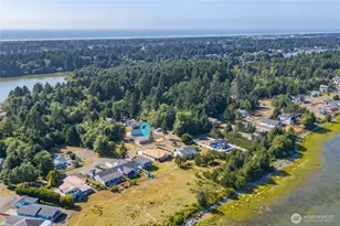 227 Sunrise Ave SE, Ocean Shores, WA 98569 - Photo 32
