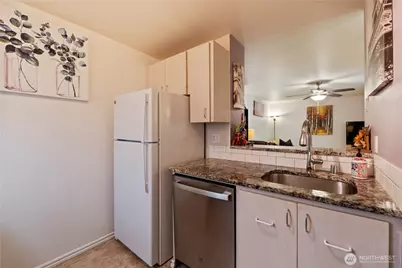 7305 224th Street SW #F6, Edmonds, WA 98026 - Photo 12
